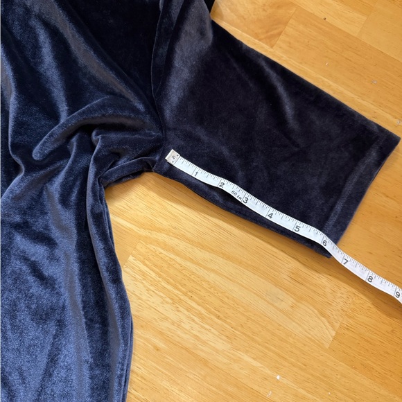 LOFT Midnight Velvet Mock Neck Top Women’s Medium - Picture 4 of 7